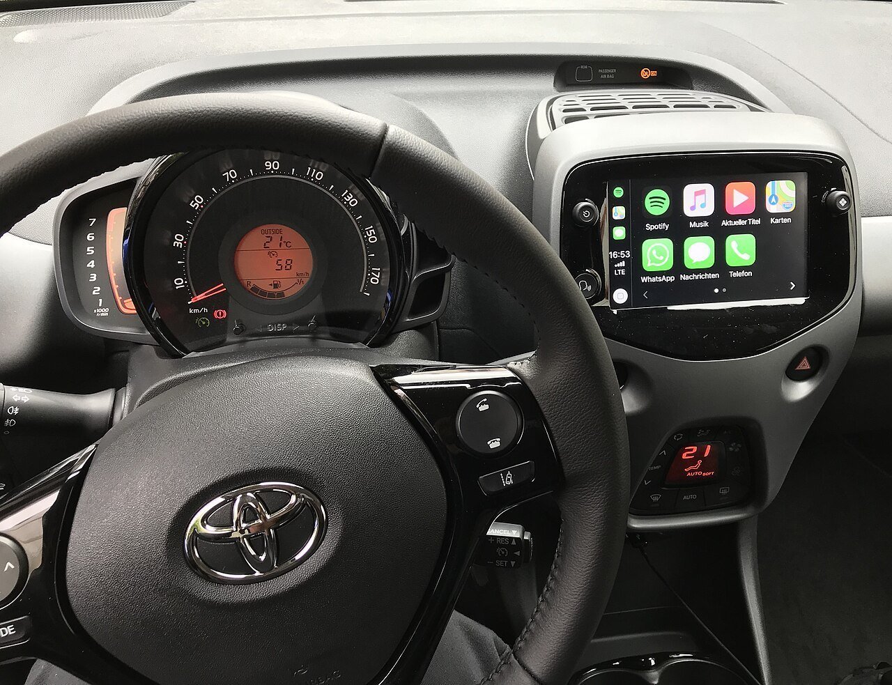 محول CarPlay لاسلكي